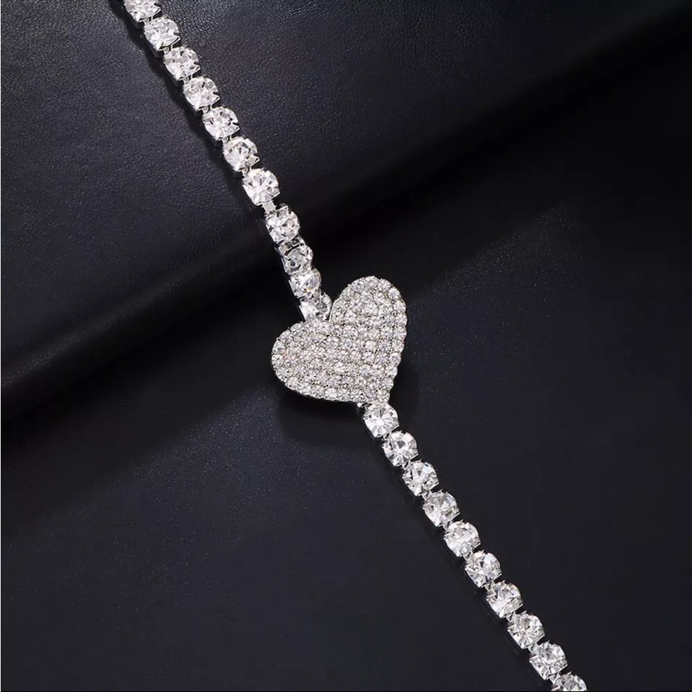Heart Body Chain with Crystals Bran New - Picture 4 of 4